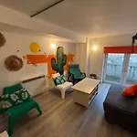 Horse & Groom Apartments